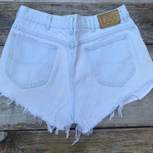 HIGH WAISTED LEE CUT OFF SHORTS